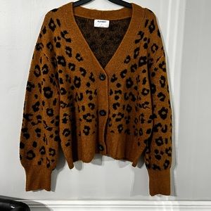 Old Navy cardigan sweater with buttons, size medium